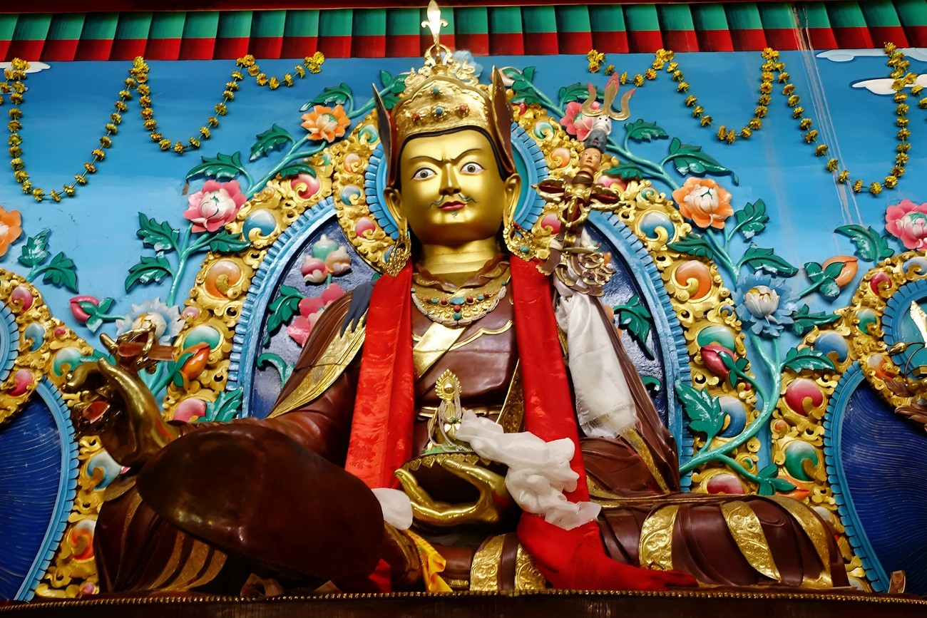 西藏行旅．藏傳佛教宗師 × 藏地聖地巡禮