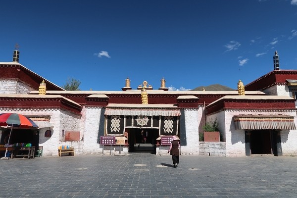山南 昌珠寺